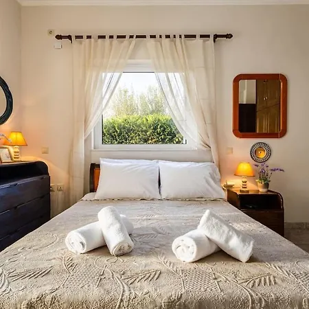 Ariadne's Retreat Apartment *