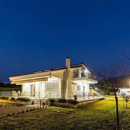 Ariadne's Retreat Apartment Oikhalia (Messinia)