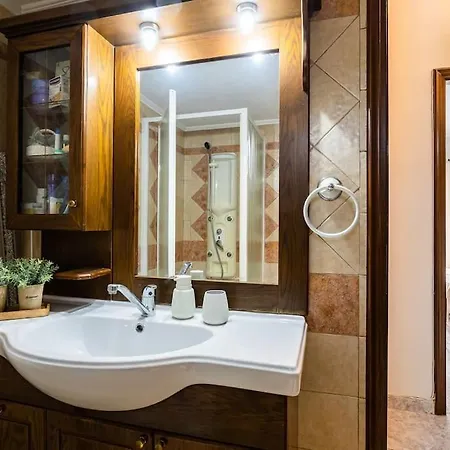 Apartment Ariadne's Retreat *