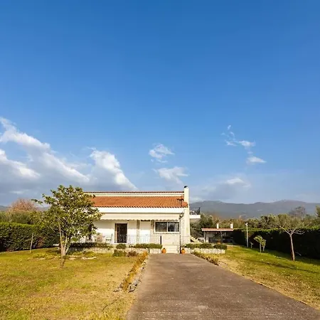 Ariadne's Retreat דירה *