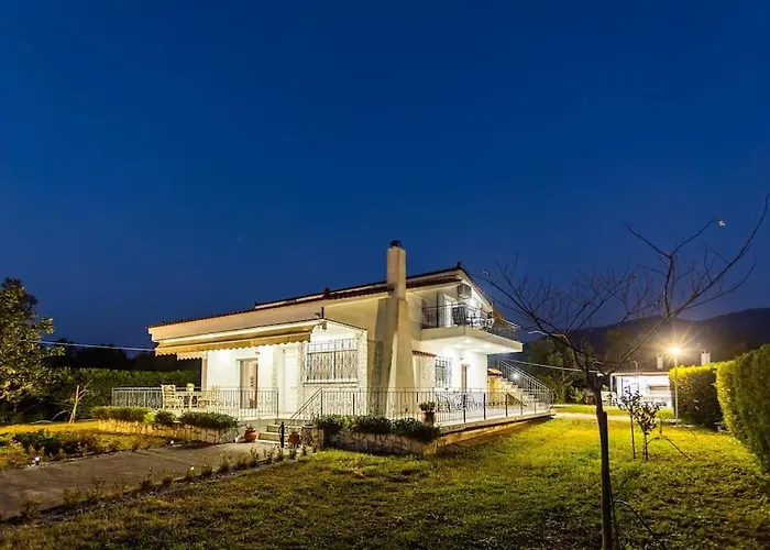 Ariadne's Retreat Apartment Oikhalia (Messinia)