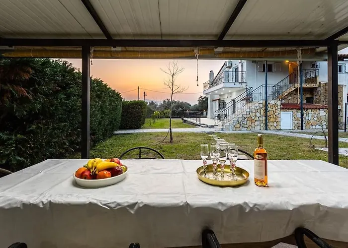 Ariadne's Retreat Oikhalía