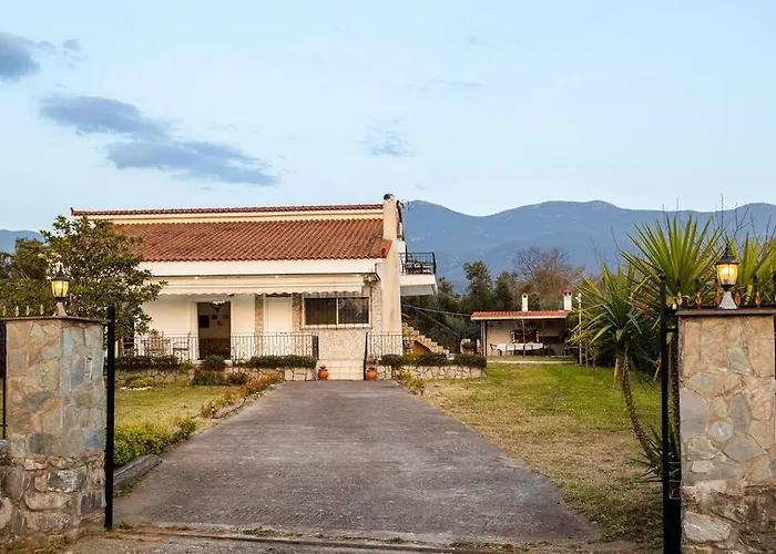 Ariadne's Retreat Apartment *